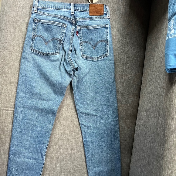 Levi’s woman wedgie size 26 - Picture 1 of 3